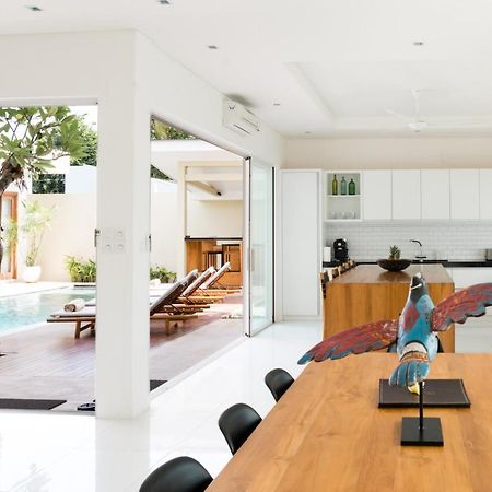 Villa Aditi, Sitara Villa Group Семиняк Екстериор снимка