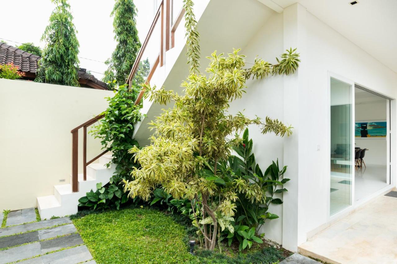 Villa Aditi, Sitara Villa Group Семиняк Екстериор снимка