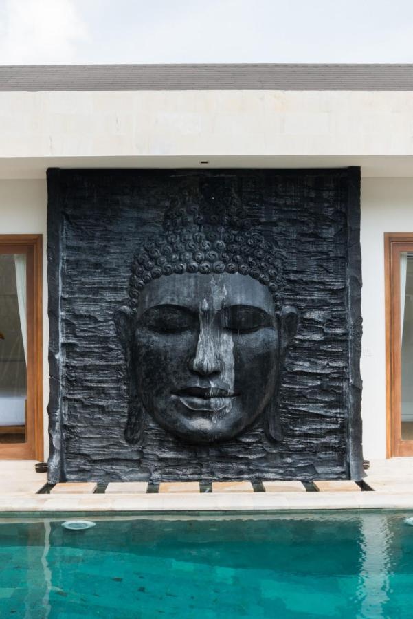 Villa Aditi, Sitara Villa Group Семиняк Екстериор снимка