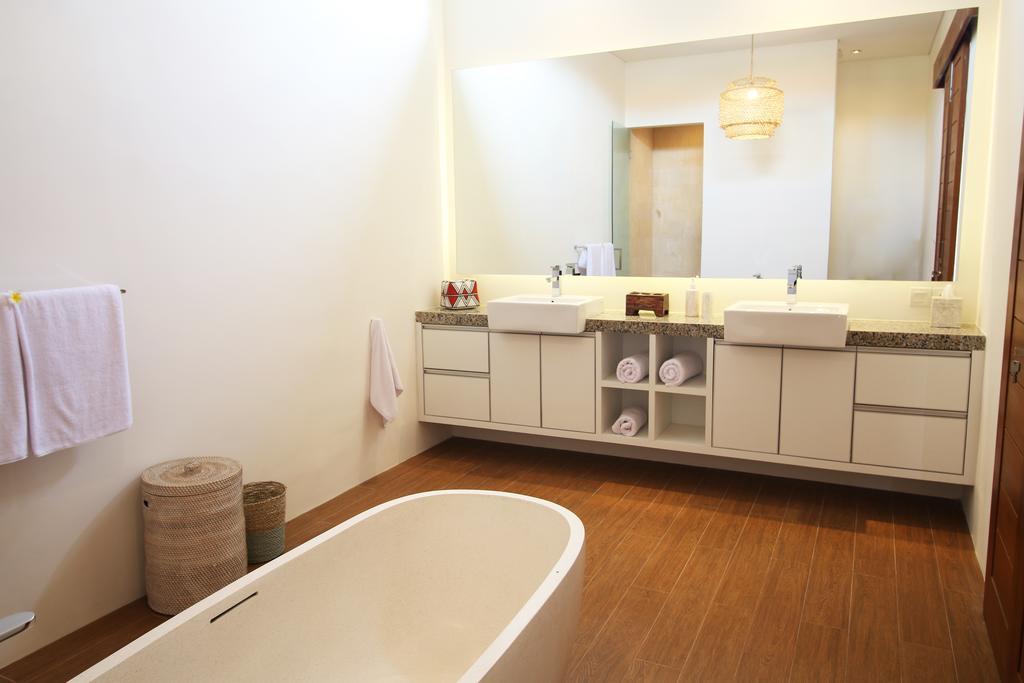 Villa Aditi, Sitara Villa Group Семиняк Екстериор снимка